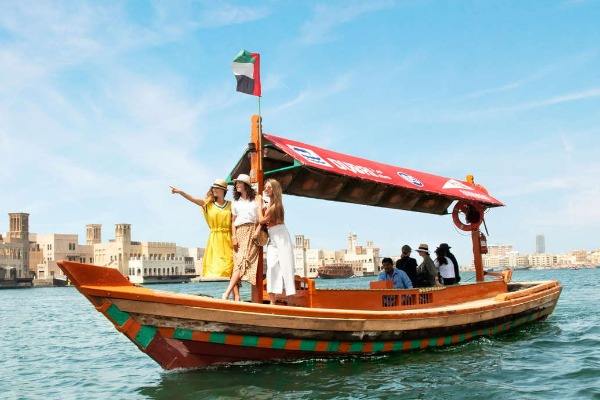 [阿布拉小船]全景照片